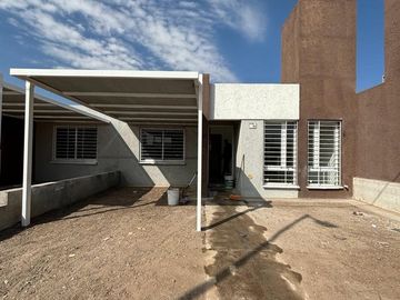 VENTA CASA 2 DORM Y PATIO EN V. RETIRO HORIZONTE 2