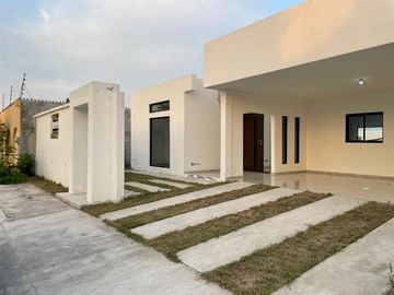CASA EN VENTA EN PORTAL DEL NORTE