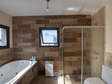 VENTA CASA 3 DORMITORIOS SAN ISIDRO VILLA ALLENDE