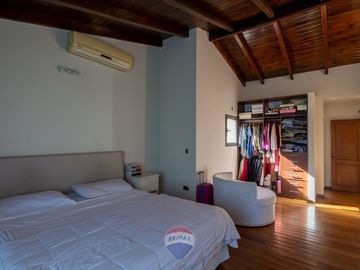 VENTA CASA 3 DORMITORIOS SAN ISIDRO VILLA ALLENDE