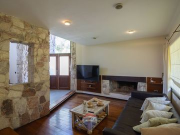 VENTA CASA 3 DORMITORIOS SAN ISIDRO VILLA ALLENDE