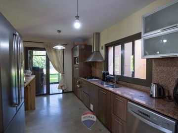 VENTA CASA 3 DORMITORIOS SAN ISIDRO VILLA ALLENDE