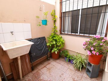 Hermoso PH de 2 amb, con patio. Lanus este