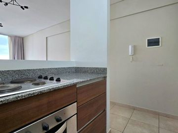 Amplio y luminoso  monoambiente con  aminities !!