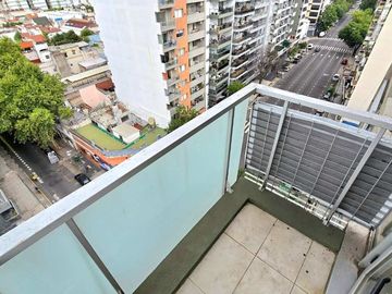 Amplio y luminoso  monoambiente con  aminities !!