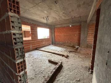 VENTA DEPTO 3 AMB CASEROS POZO - PERMUTA- FINANCIA