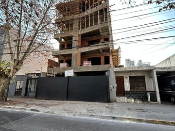 VENTA DEPTO 3 AMB CASEROS POZO - PERMUTA- FINANCIA