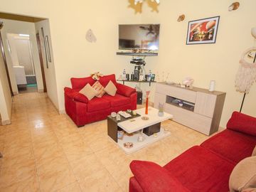 VENTA CASA 4 AMBIENTES.  ITUZAINGO.APTO CREDITO