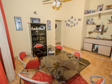 VENTA CASA 4 AMBIENTES.  ITUZAINGO.APTO CREDITO