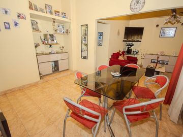 VENTA CASA 4 AMBIENTES.  ITUZAINGO.APTO CREDITO