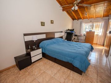 VENTA CASA 4 AMBIENTES.  ITUZAINGO.APTO CREDITO