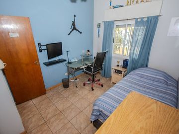 VENTA CASA 4 AMBIENTES.  ITUZAINGO.APTO CREDITO