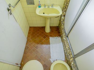 VENTA CASA 3 AMBIENTES EN CASEROS