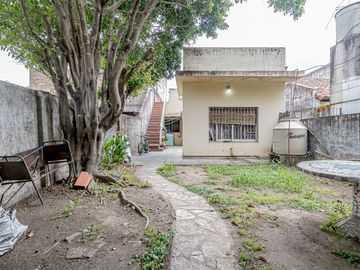 VENTA CASA 3 AMBIENTES EN CASEROS