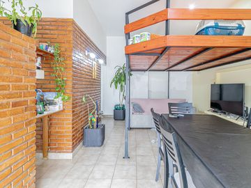 VENTA CASA 3 AMBIENTES EN CASEROS