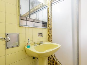 VENTA CASA 3 AMBIENTES EN CASEROS