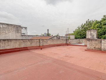 VENTA CASA 3 AMBIENTES EN CASEROS