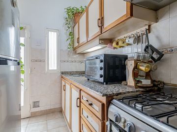 VENTA CASA 3 AMBIENTES EN CASEROS