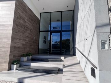 2 AMBIENTES CON HABITACIÓN EN SUITE-FULL AMENITIES
