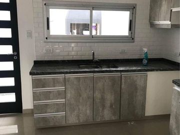 DUPLEX A ESTRENAR EN BERAZATEGUI
