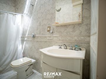VENTA CASA TUCUMAN 1600