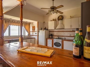 VENTA CASA TUCUMAN 1600