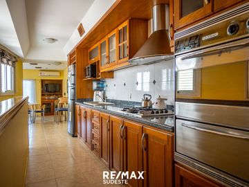 VENTA CASA TUCUMAN 1600