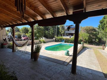 CASA A 50 MTS  DEL MAR EN SAUCE GRANDE
