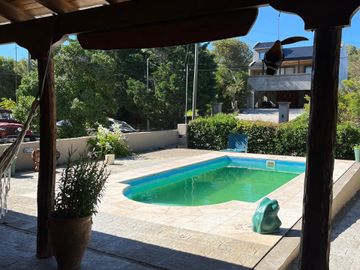 CASA A 50 MTS  DEL MAR EN SAUCE GRANDE