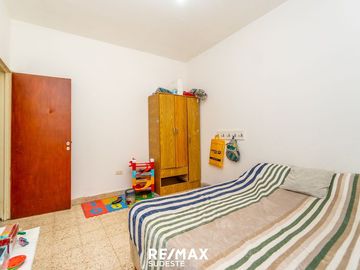 VENTA CASA EN PH ZONA VILLA MITRE / BARRIO OBRERO