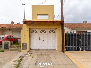 VENTA CASA EN PH ZONA VILLA MITRE / BARRIO OBRERO