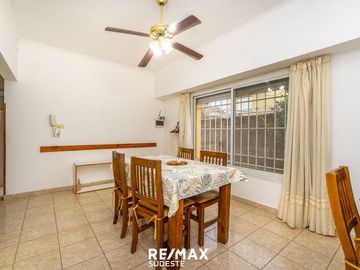 VENTA CASA EN PH ZONA VILLA MITRE / BARRIO OBRERO