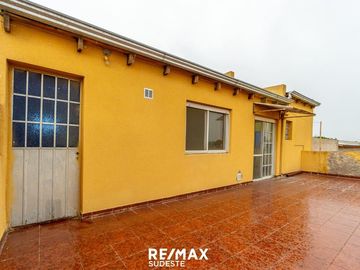 VENTA CASA EN PH ZONA VILLA MITRE / BARRIO OBRERO