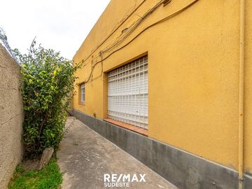 VENTA CASA EN PH ZONA VILLA MITRE / BARRIO OBRERO