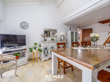 Venta CASA en altos  APTO CREDITO
