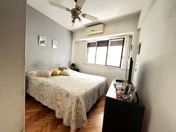 VENTA DEPTO LUMINOSO 3 AMB C/DEP Y BALCON RECOLETA