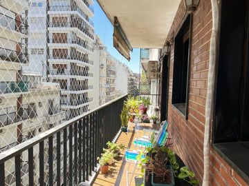 VENTA DEPTO LUMINOSO 3 AMB C/DEP Y BALCON RECOLETA