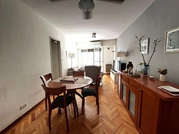VENTA DEPTO LUMINOSO 3 AMB C/DEP Y BALCON RECOLETA