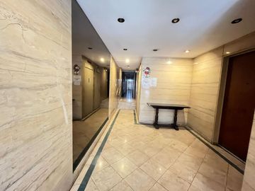 VENTA DEPTO LUMINOSO 3 AMB C/DEP Y BALCON RECOLETA