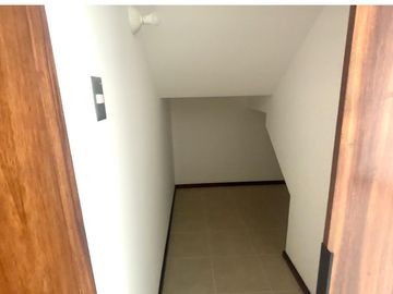 VENTA DE CASA NUEVA EN GRAN RESERVA LOMAS DE ANGELÓPOLIS
