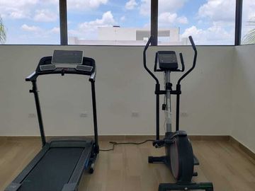 Venta de terrenos JUNTOS en Parque Sofia Lomas de Angelopolis, Chedraui Cascatta