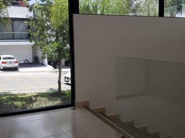 Venta de terrenos JUNTOS en Parque Sofia Lomas de Angelopolis, Chedraui Cascatta