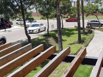 Venta de terrenos JUNTOS en Parque Sofia Lomas de Angelopolis, Chedraui Cascatta