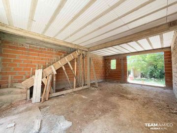 DUPLEX 2 DORMITORIOS VENTA CITY BELL