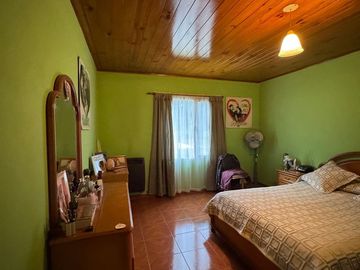 Excelente Casa en la localidad de El Hoyo