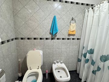 Excelente Casa en la localidad de El Hoyo