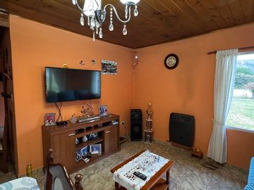 Excelente Casa en la localidad de El Hoyo