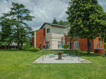 Venta casa, Barrio La celia, Tristan Suarez Ezeiza