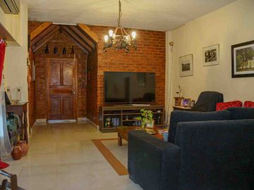 Venta casa, Barrio La celia, Tristan Suarez Ezeiza