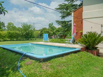 Venta casa, Barrio La celia, Tristan Suarez Ezeiza